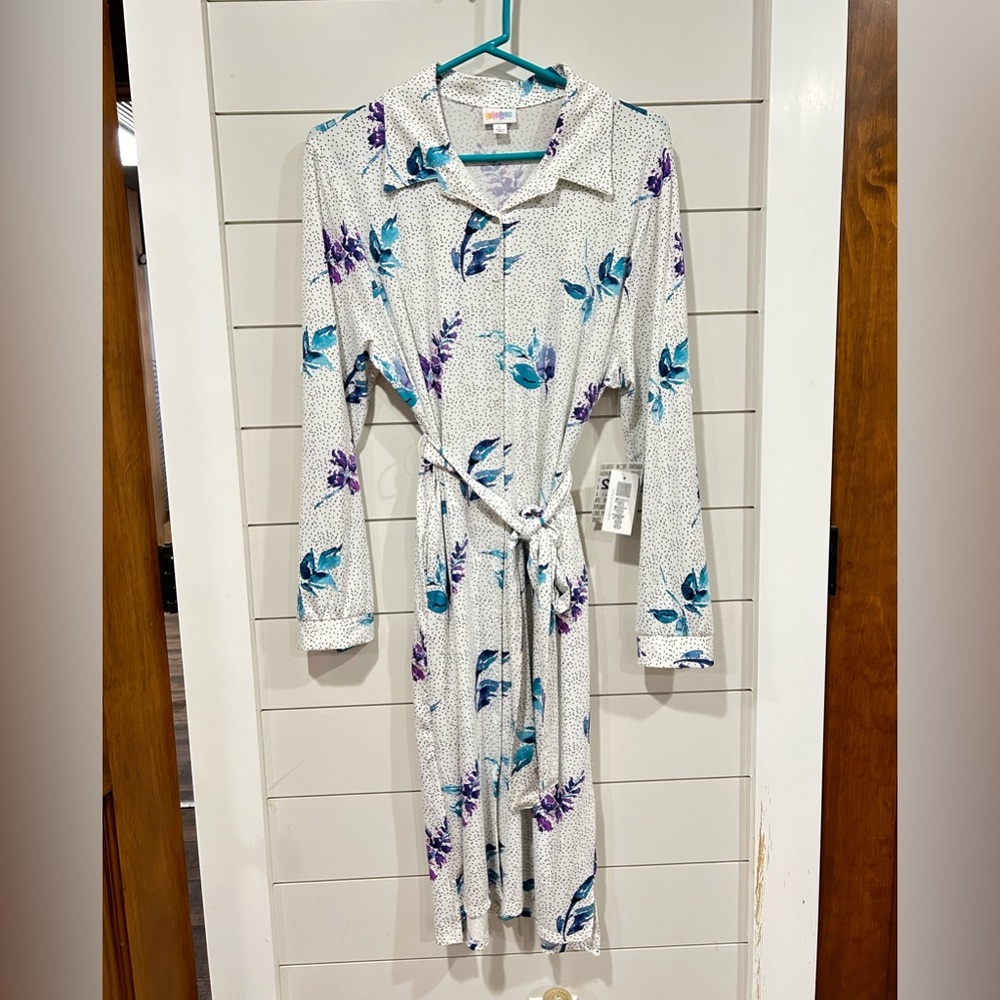 Button Up Shirt Dress Floral Elle Dress NWT!